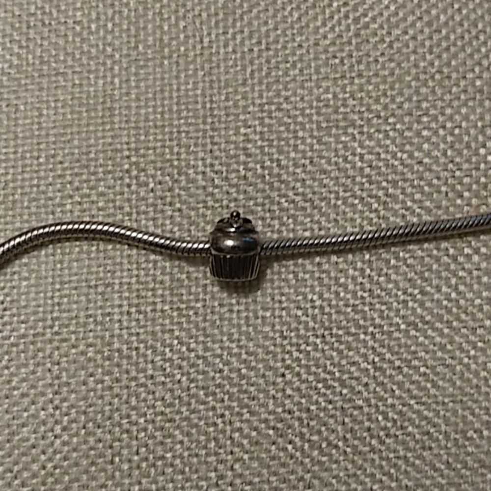 Pandora Cupcake Charm